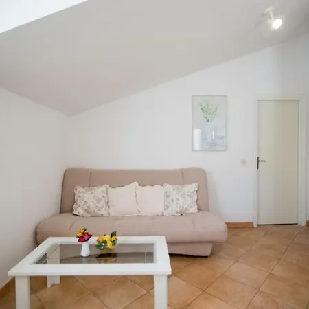 Apartment 16774c *